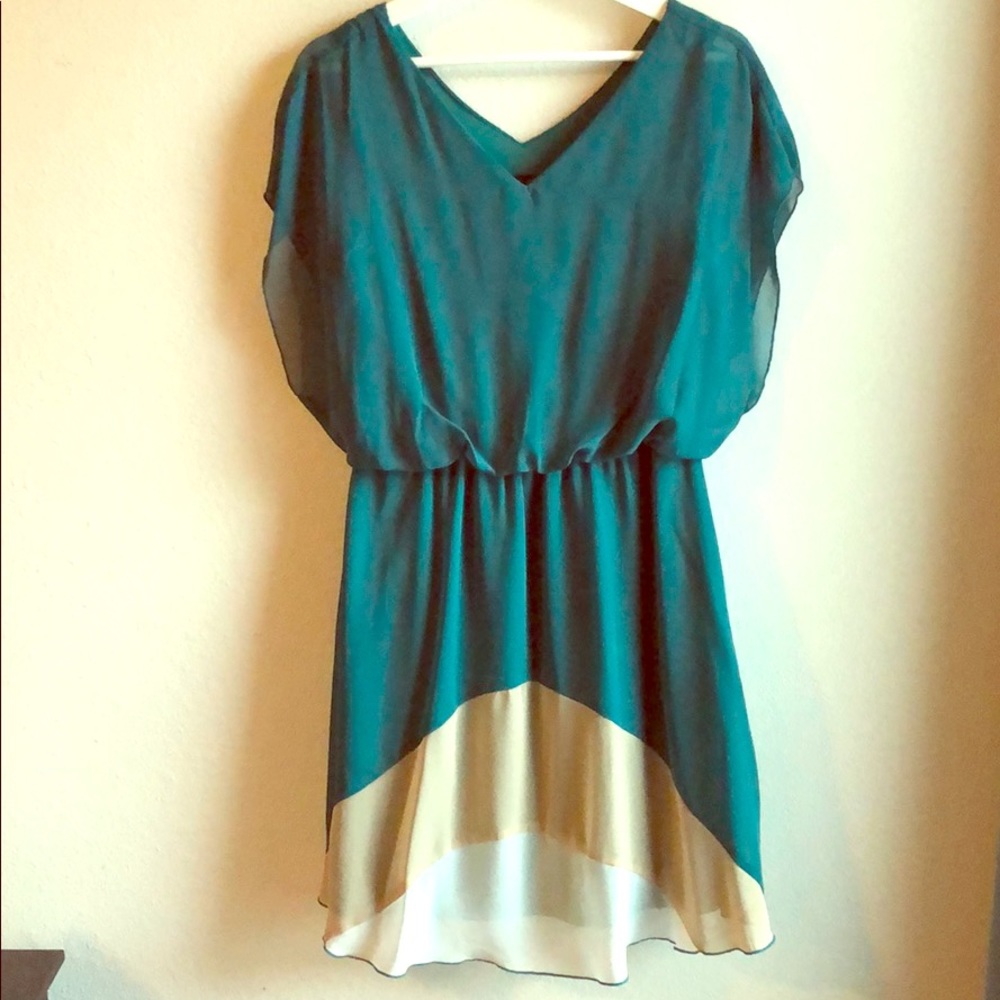 Green color block dress